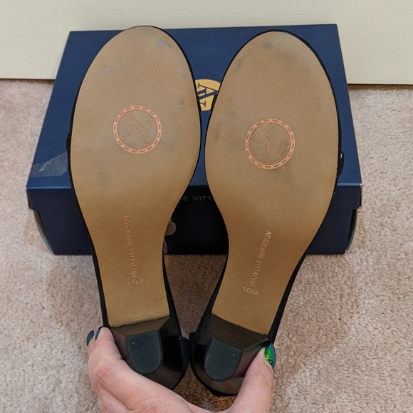 Adrienne Vittadini Flower Sandals - Picture 7 of 10